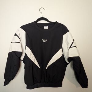 Reebok Classic Vtg  Black Sweatshirt